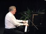 Neville Dickie in Mini-Concert 3 by Mississippi State University Libraries