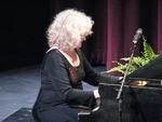 Sue Keller in Concert by Mississippi State University Libraries