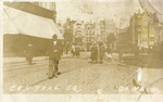 People Walking in Central Square, Danzio